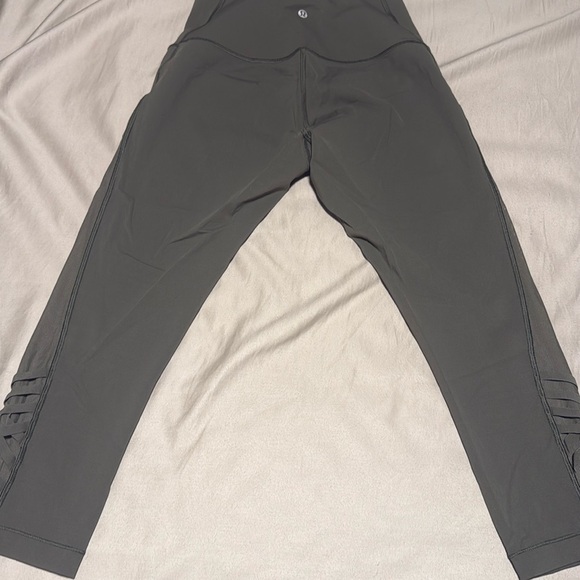 Lululemon 8. Capri Leggings olive green high waist - Picture 6 of 8